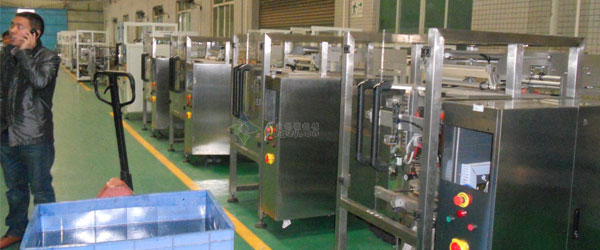 全自動袋裝辣椒醬灌裝機