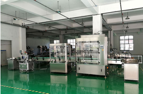 >瓶裝西瓜醬灌裝機-自動化西瓜醬灌裝機生產設備實拍圖