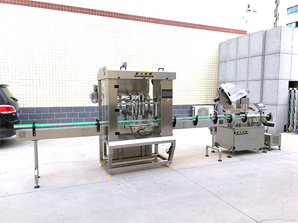 瓶裝辣椒醬灌裝機(jī)生產(chǎn)線星火廠房拍攝